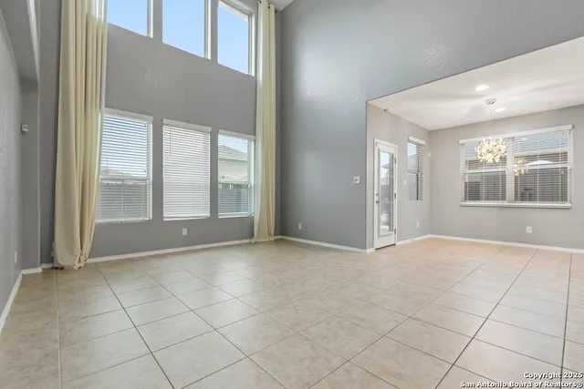 $2,300 | 10419 Bulwark Peak, Converse, TX 78109