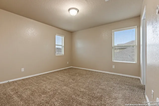 $2,300 | 10419 Bulwark Peak, Converse, TX 78109