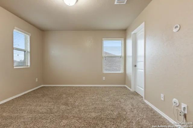 $2,300 | 10419 Bulwark Peak, Converse, TX 78109