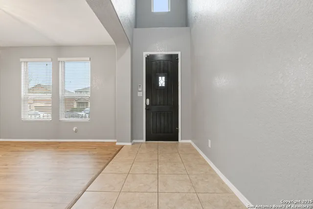 $2,300 | 10419 Bulwark Peak, Converse, TX 78109