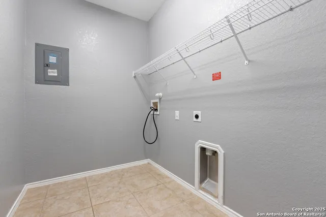 $2,300 | 10419 Bulwark Peak, Converse, TX 78109