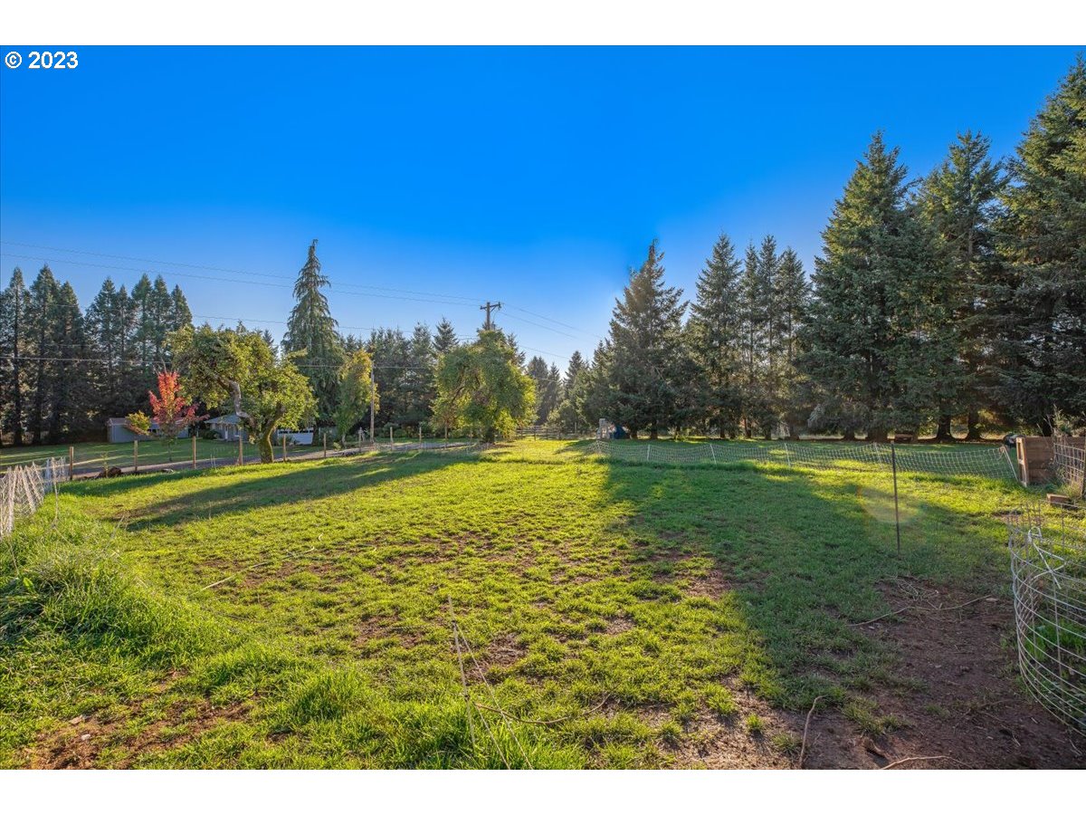 16983 South Williams Road Beavercreek, OR 97004 - Photo 21 of 24 Gallery Image 21
