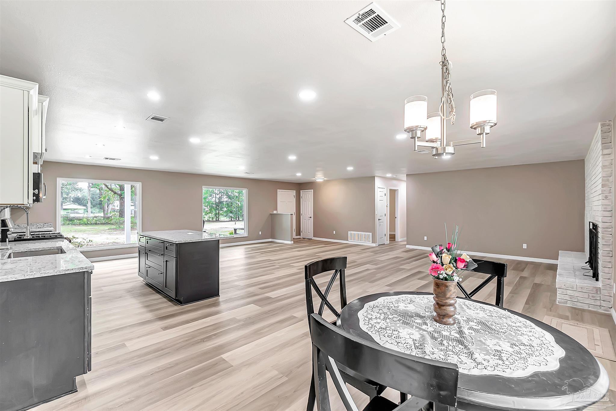 4261 Pace Lane Pace, FL 32571 - Photo 13 of 33