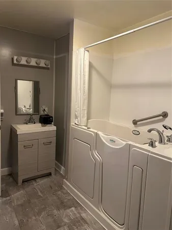 $1,650 | 717 South La Salle Drive, Abilene, TX 79605