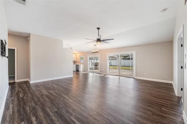 $3,300 | 714 Satin Leaf Avenue, Oldsmar, FL 34677