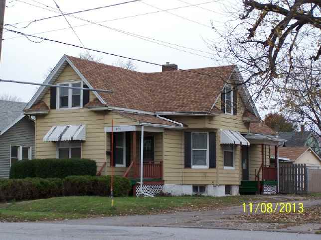 2138 Rockingham Road Davenport, IA 52802 - Photo 1 of 24 Gallery Image 1