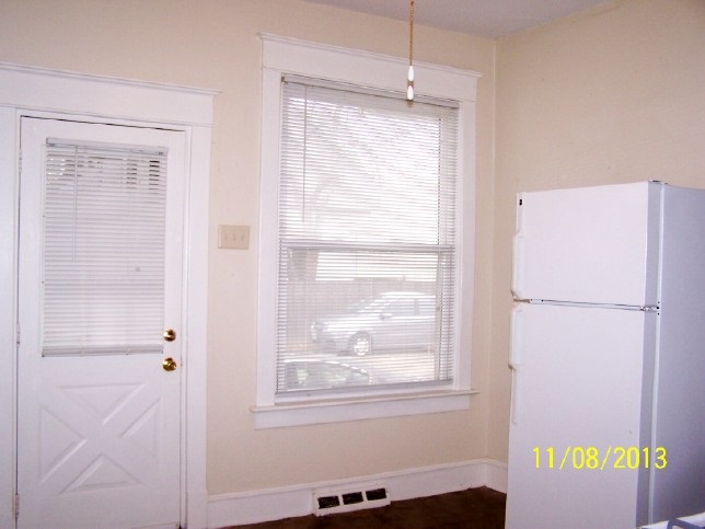 2138 Rockingham Road Davenport, IA 52802 - Photo 12 of 24 Gallery Image 12