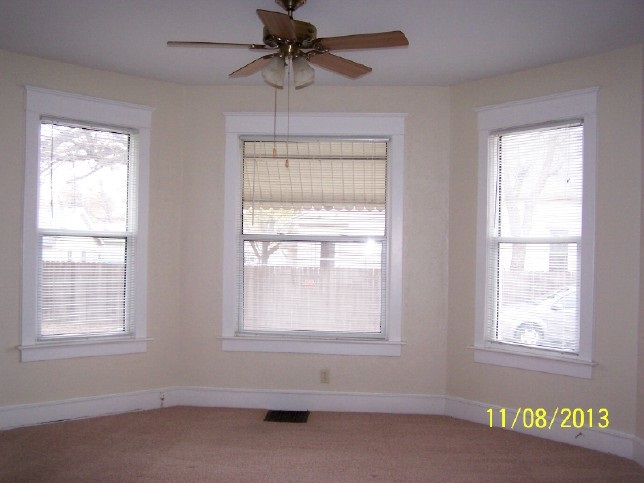 2138 Rockingham Road Davenport, IA 52802 - Photo 8 of 24 Gallery Image 8
