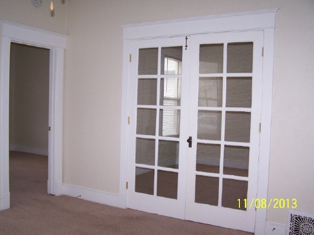 2138 Rockingham Road Davenport, IA 52802 - Photo 9 of 24 Gallery Image 9