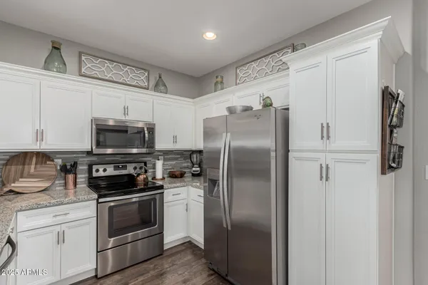 $1,900 | 3635 West Thalia Court, Phoenix, AZ 85086