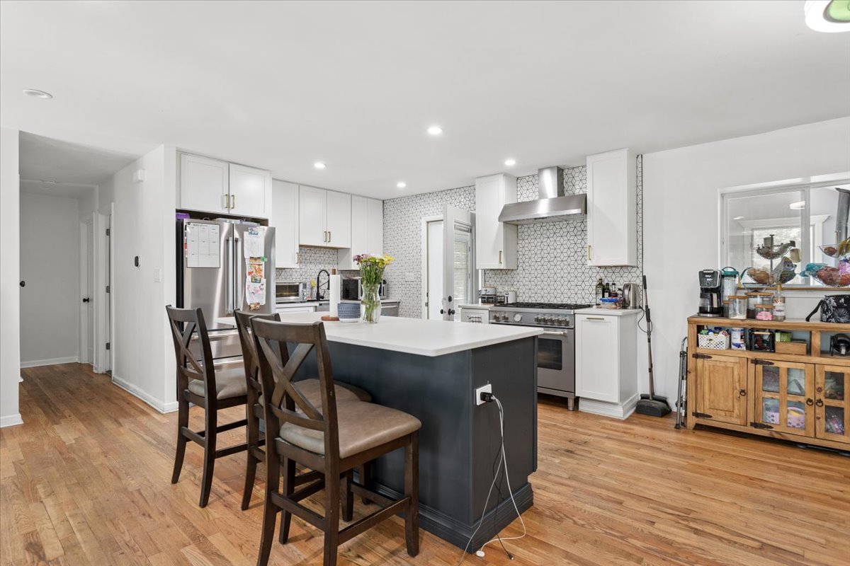 21W340 Audubon Road Lombard, IL 60148 - Photo 10 of 38 Gallery Image 10
