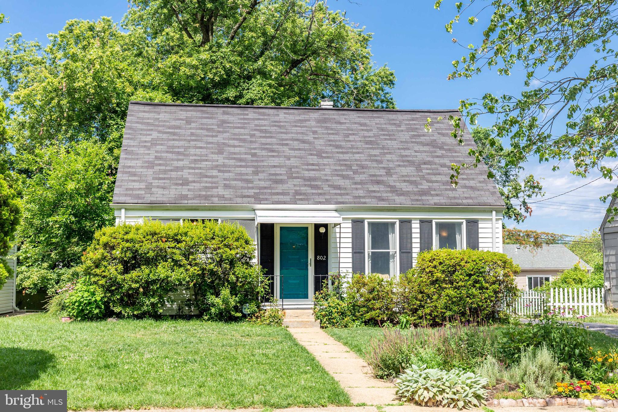 802 Templecliff Road Baltimore, MD 21208 - Photo 1 of 30 a house view with a garden space