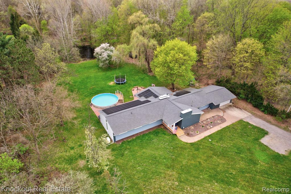 12452 Canada Road Birch Run, MI 48415 - Photo 2 of 78