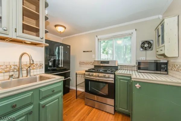 $2,900 | 37 Embury Place, Mount Tabor, NJ 07878