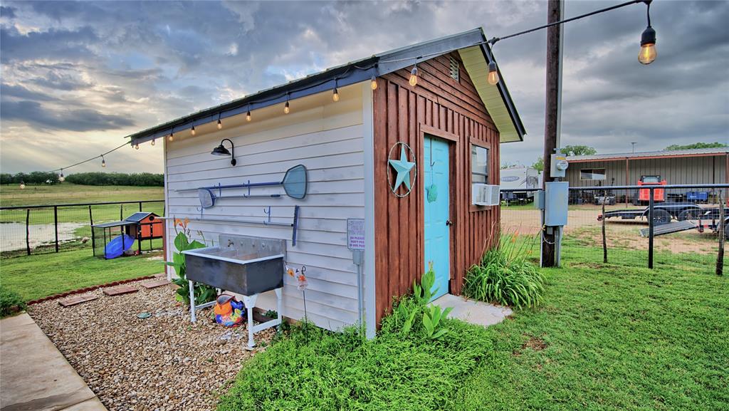 978 Longbranch Road Nocona, TX 76255 - Photo 19 of 36 Well House