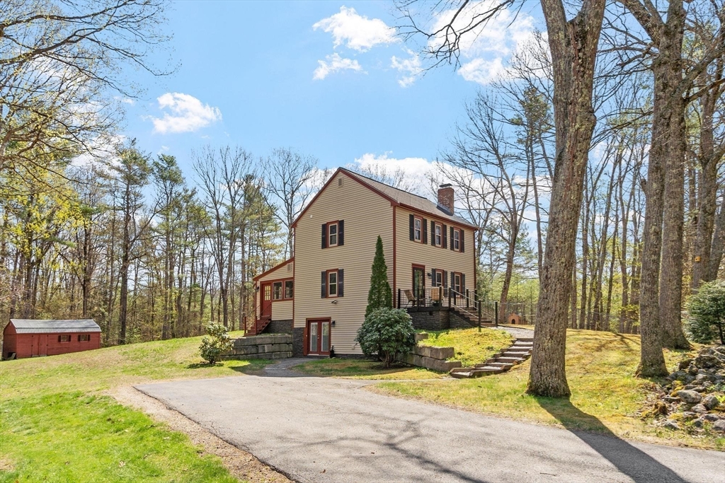 111 Hale Road Hubbardston, MA 01452 - Photo 3 of 41