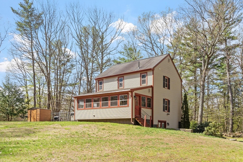 111 Hale Road Hubbardston, MA 01452 - Photo 4 of 41