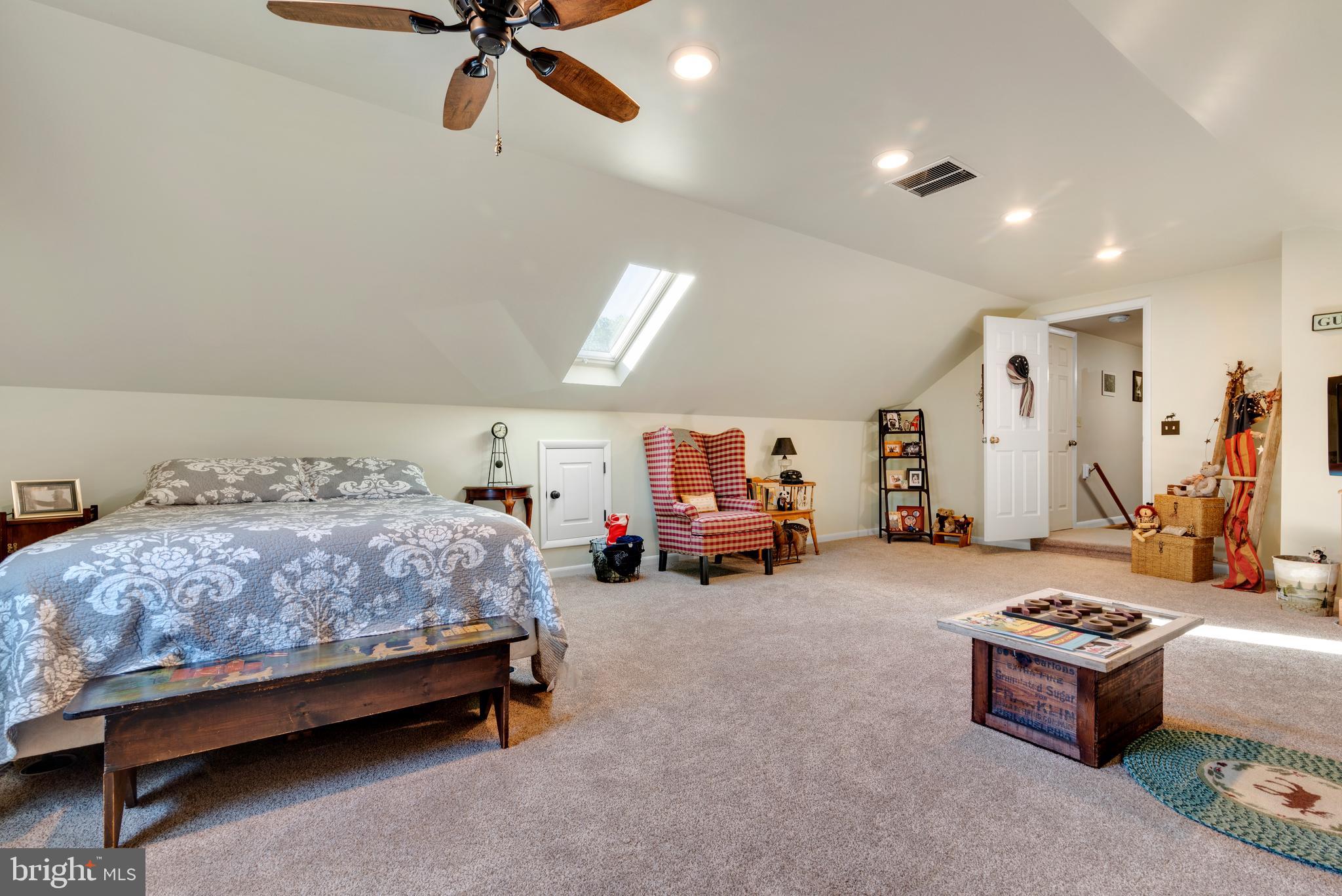 913 Quarry Road Perkasie, PA 18944 - Photo 21 of 35 Loft bonus room