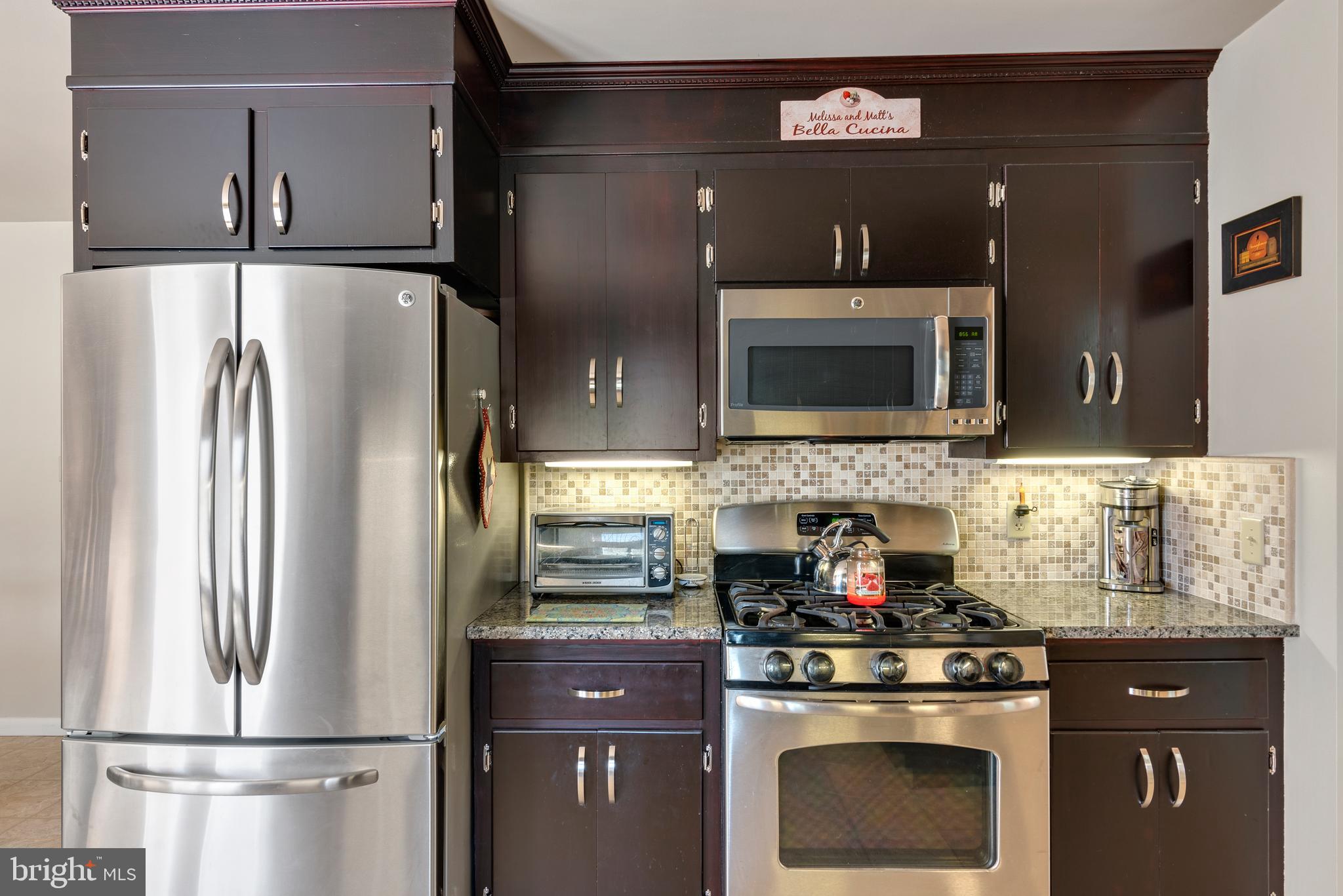 913 Quarry Road Perkasie, PA 18944 - Photo 10 of 35 Stainless Steel Appliances, 5 burner gas stove