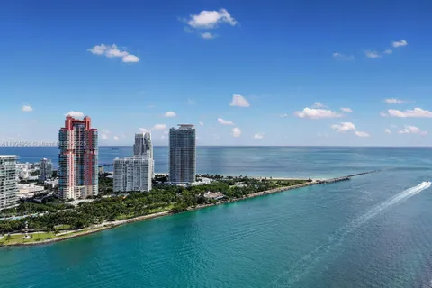 $3,495,000 | 300 South Pointe Drive, Unit 1603, Miami Beach, FL 33139