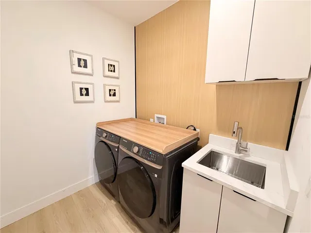 $1,274,000 | 12779 Westside Vlg Loop, Windermere, FL 34786