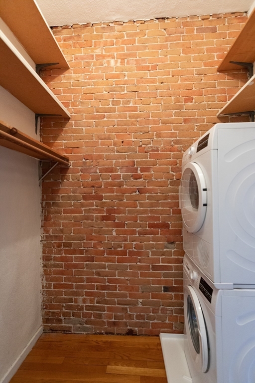 17 Dwight Street, Unit 3 Boston, MA 02118 - Photo 11 of 15