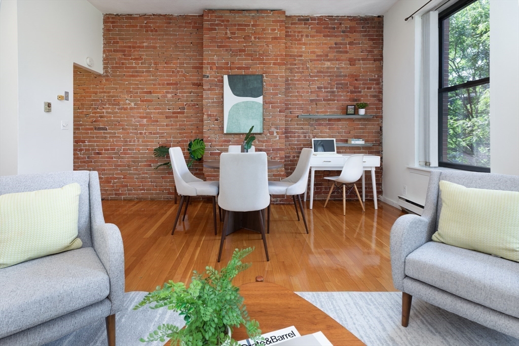 17 Dwight Street, Unit 3 Boston, MA 02118 - Photo 6 of 15