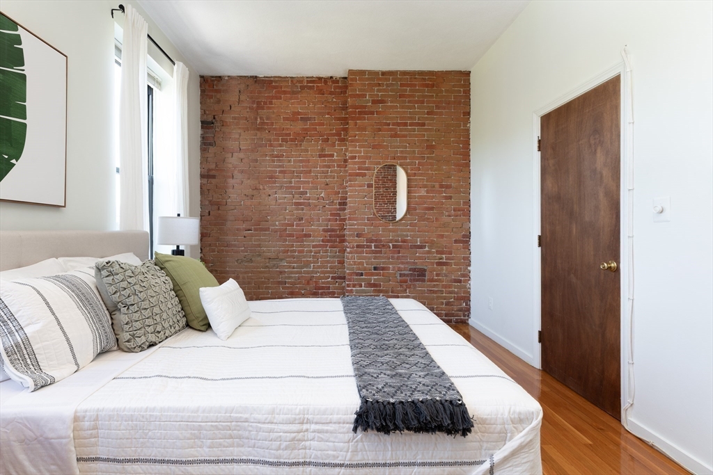 17 Dwight Street, Unit 3 Boston, MA 02118 - Photo 9 of 15