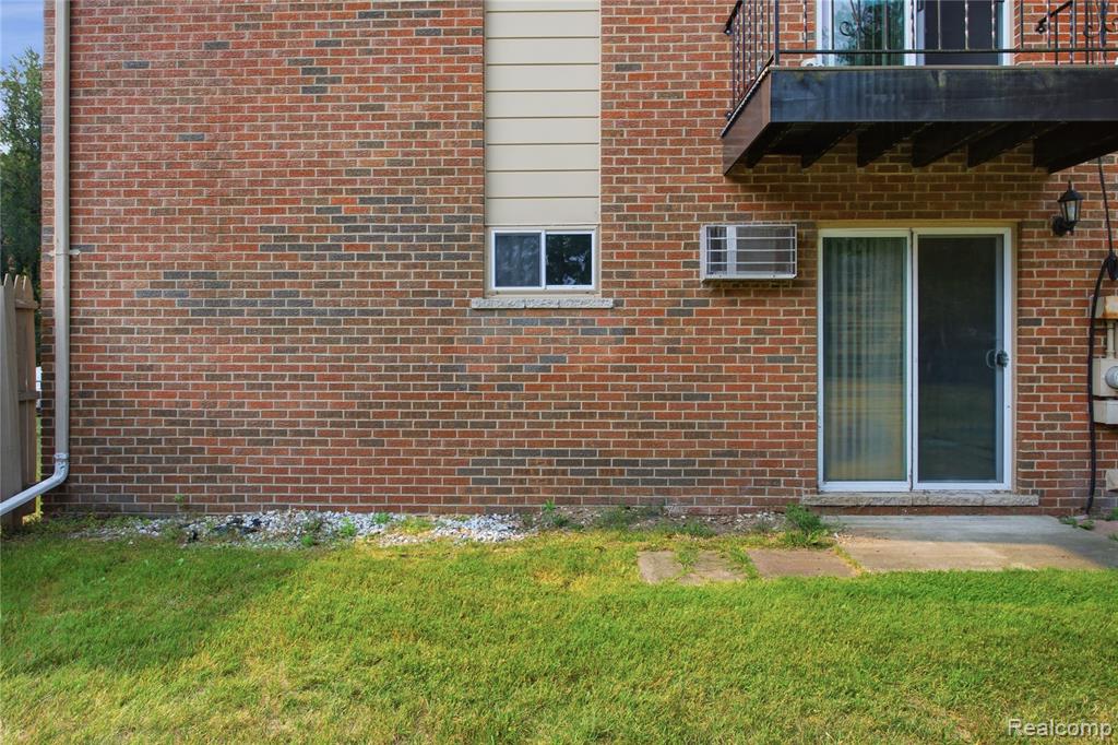 365 Granger Road, Unit 1 Ortonville, MI 48462 - Photo 20 of 23 Gallery Image 20
