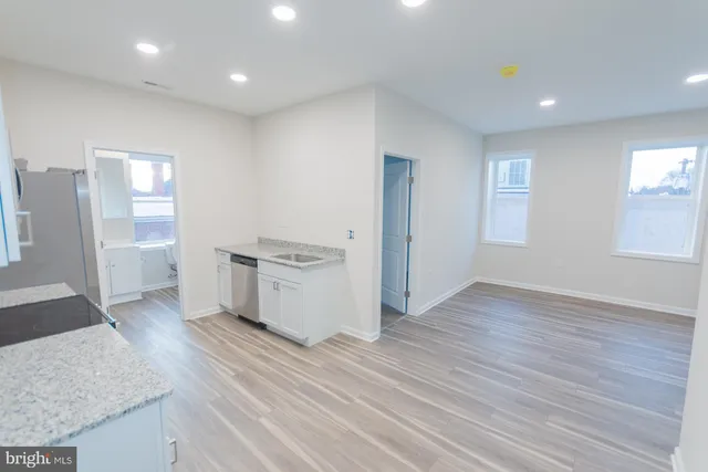 $1,450 | 215 West King Street, Unit C, Martinsburg, WV 25401