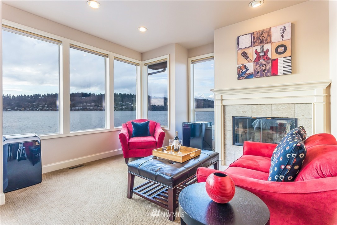 3713 Lake Washington Boulevard North Renton, WA 98056 - Photo 14 of 25