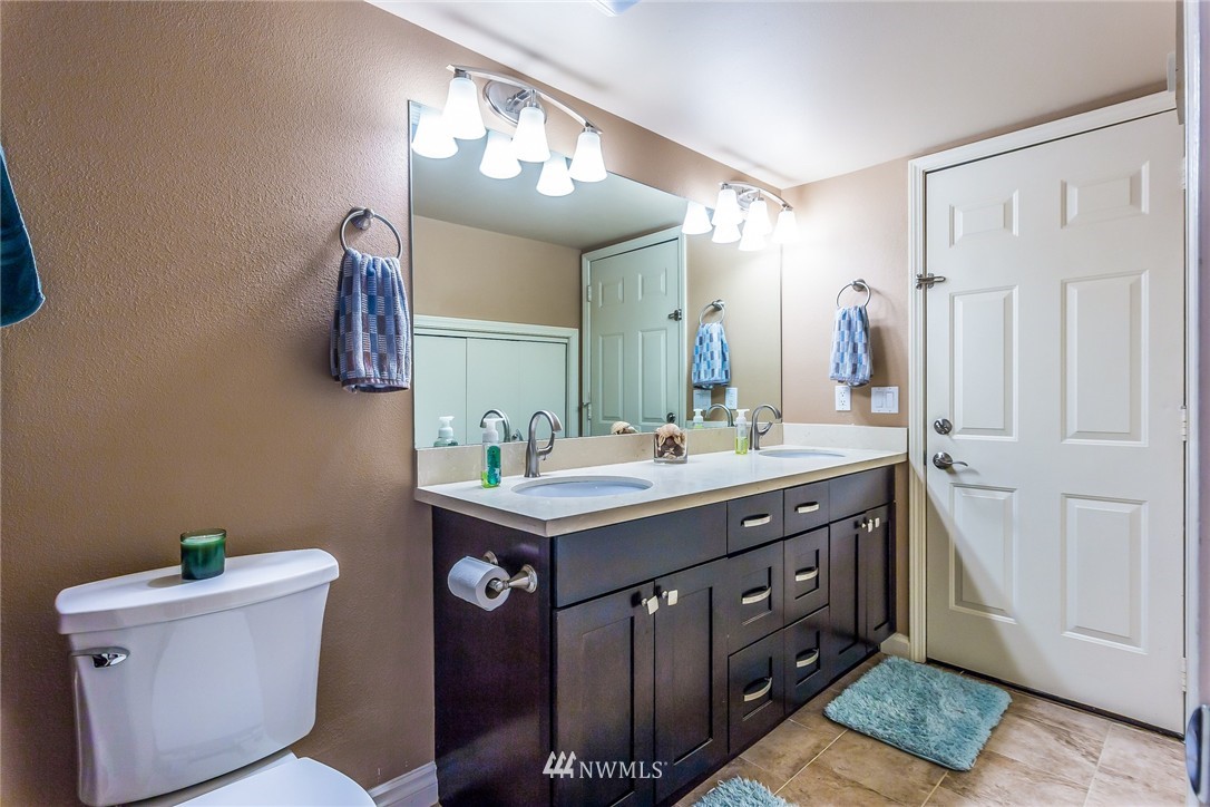 3713 Lake Washington Boulevard North Renton, WA 98056 - Photo 20 of 25