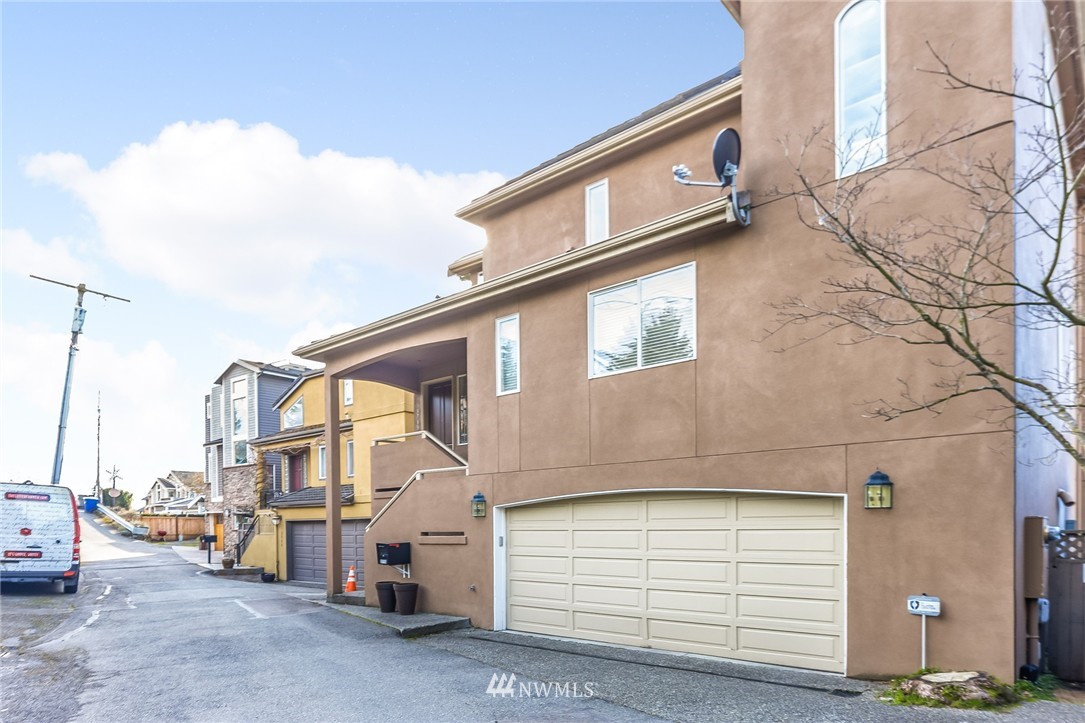 3713 Lake Washington Boulevard North Renton, WA 98056 - Photo 25 of 25