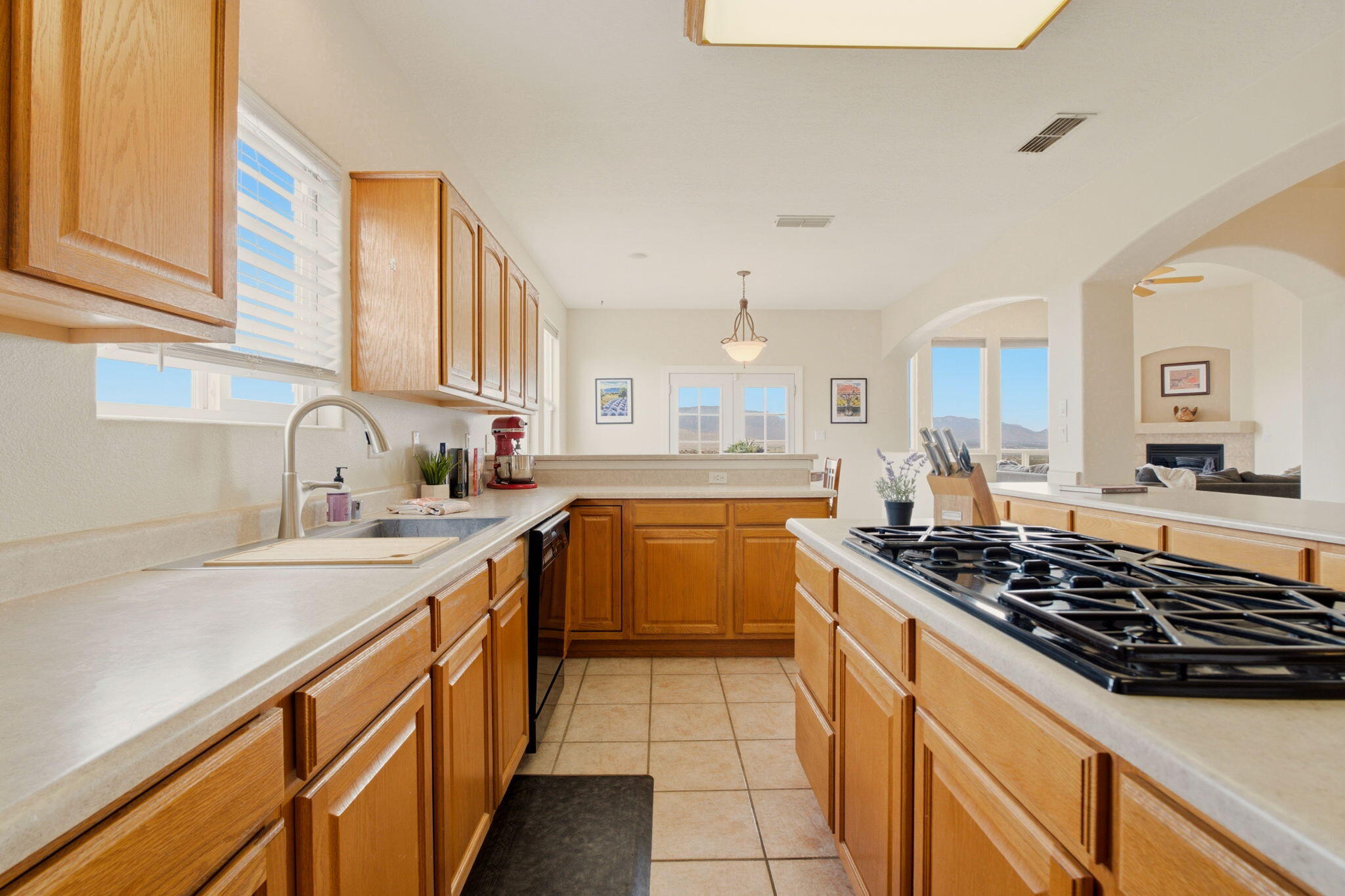 1584 14th Street Southeast Rio Rancho, NM 87124 - Photo 15 of 53 Gallery Image 15