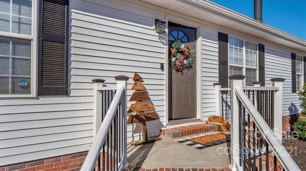 2477 Southeastern Road Rock Hill, SC 29730 - Photo 3 of 29