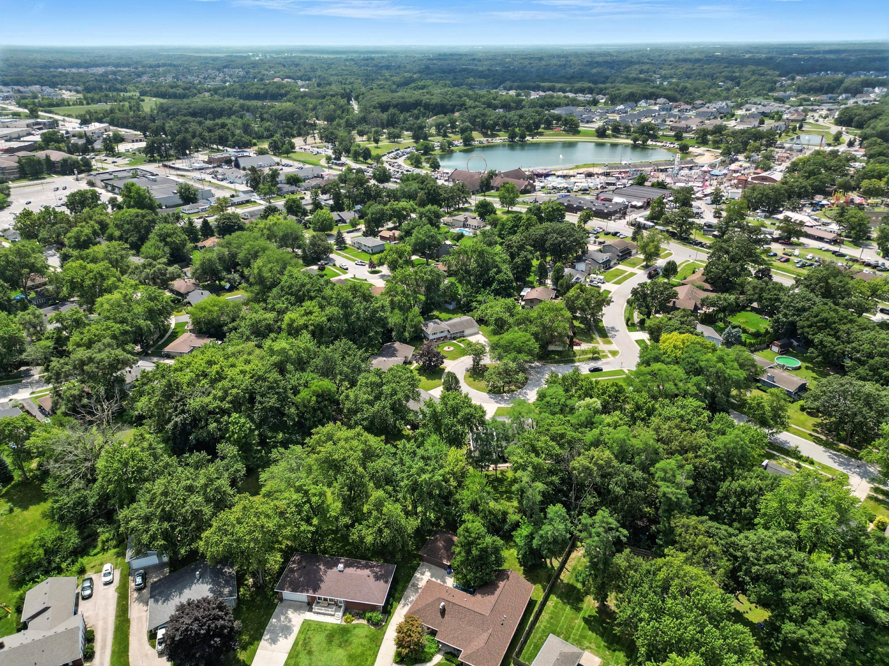 780 Williams Court Crown Point, IN 46307 - Photo 32 of 33 an aerial view of multiple house