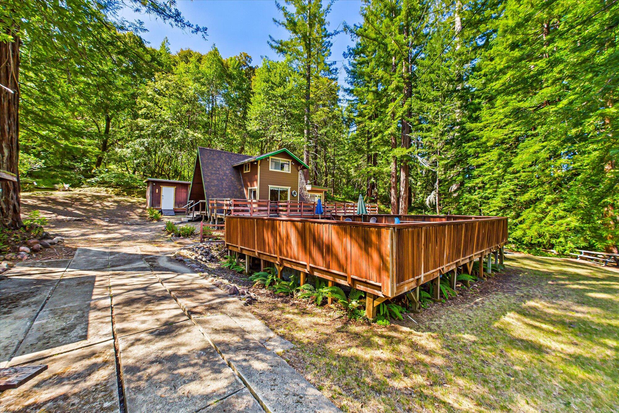 676 Spring Canyon Lane Phillipsville, CA 95559 - Photo 4 of 36