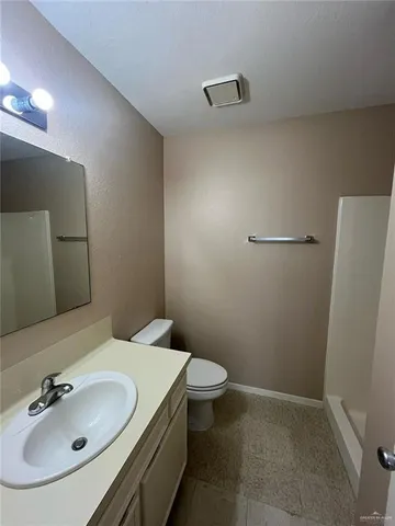 $875 | 4105 North 25th Lane, Unit 7, McAllen, TX 78504