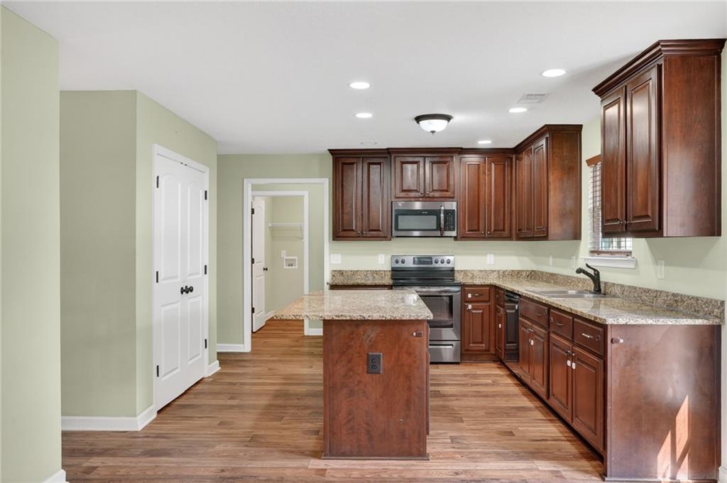 402 Renee Road Pendergrass, GA 30567 - Photo 18 of 50