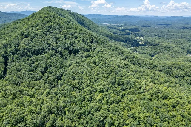 $28,000 | Lot 111 Puett Cove Estates, Marble, NC 28905