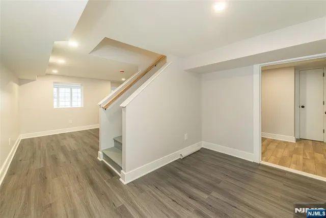 $999,999 | 86 Lake Drive West, Wayne, NJ 07470