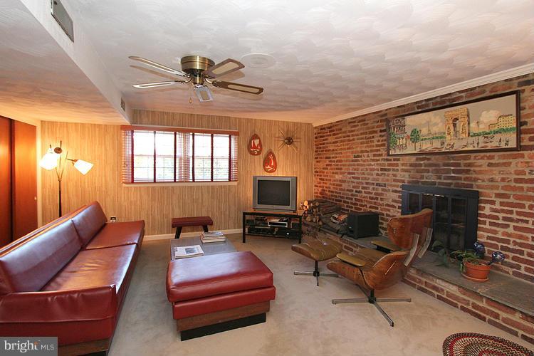 7520 Piney Branch Road Silver Spring, MD 20910 - Photo 20 of 30 recreation room