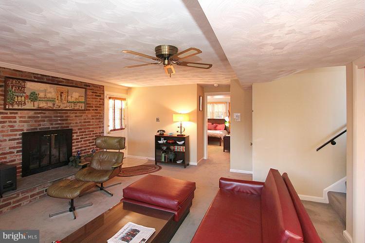 7520 Piney Branch Road Silver Spring, MD 20910 - Photo 22 of 30 recreation room