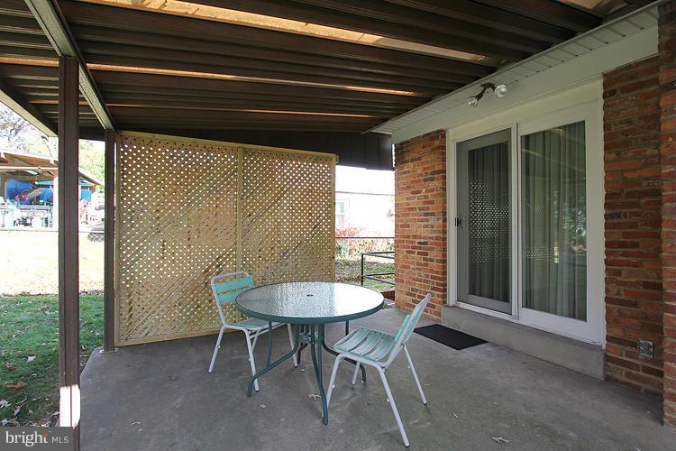 7520 Piney Branch Road Silver Spring, MD 20910 - Photo 29 of 30 patio