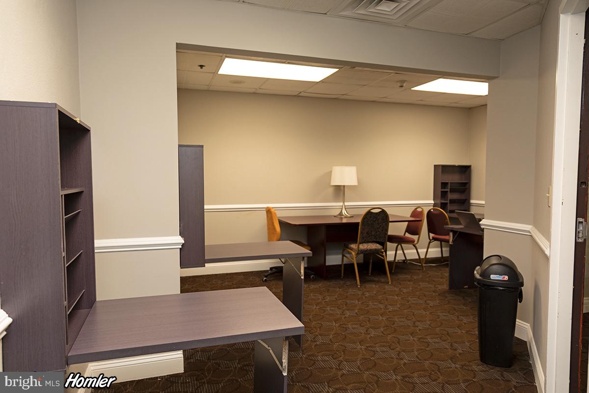 2001 Hamilton Street, Unit 2016 Philadelphia, PA 19130 - Photo 21 of 41 a view of a dining room with furniture