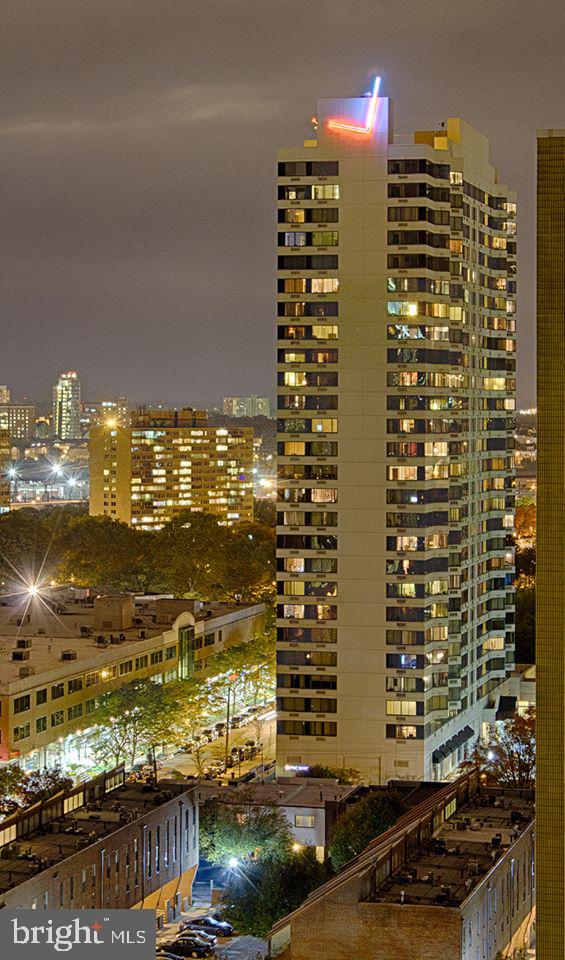 2001 Hamilton Street, Unit 2016 Philadelphia, PA 19130 - Photo 39 of 41