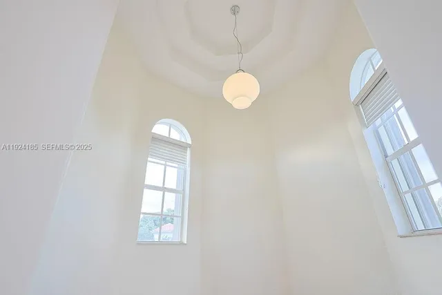 $1,899,900 | 6853 Northwest 113th Place, Doral, FL 33178