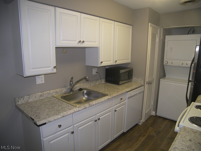 5731 Som Center Road, Unit 2 Solon, OH 44139 - Photo 5 of 10 Gallery Image 5