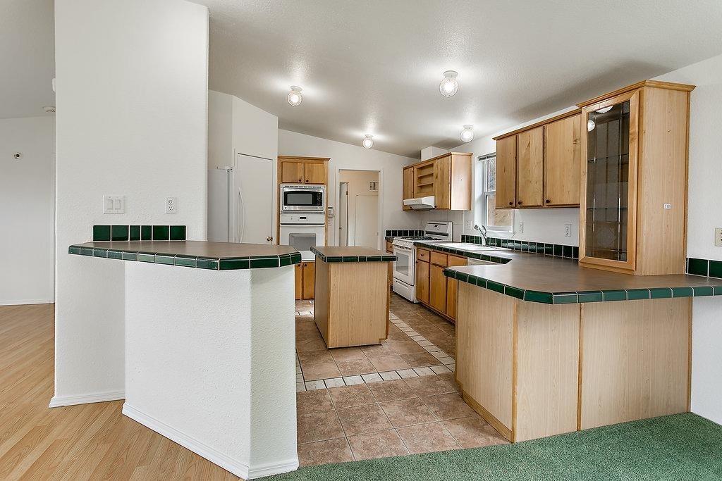12850 Agate Road Eagle Point, OR 97524 - Photo 16 of 35 Additional Photo