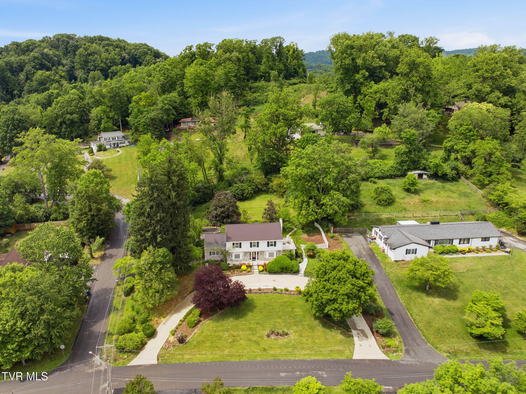 1700 Overhill Road Bristol, VA 24201 - Photo 46 of 50 40-web-or-mls-1700 Overhill Rd-45